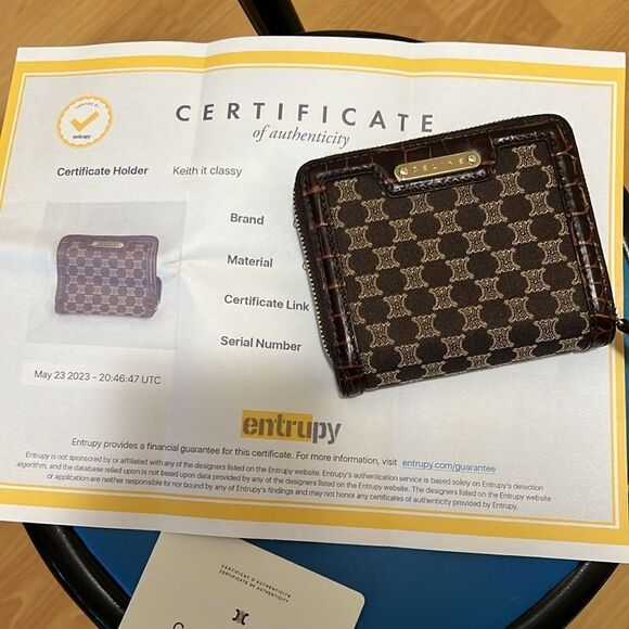 Celineāmacadamāembossedāwallet - Picture 10 of 10